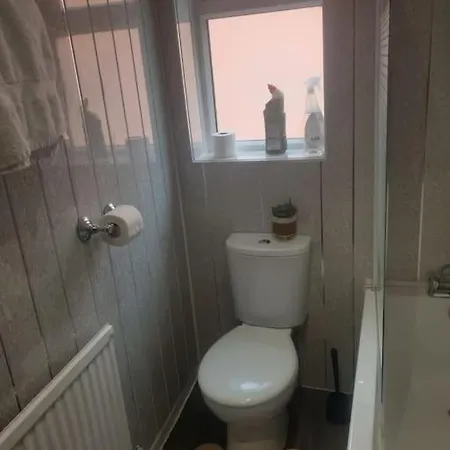 An Exclusive In A Hotel, Free Parking, Resturant, Bar And Apartment
